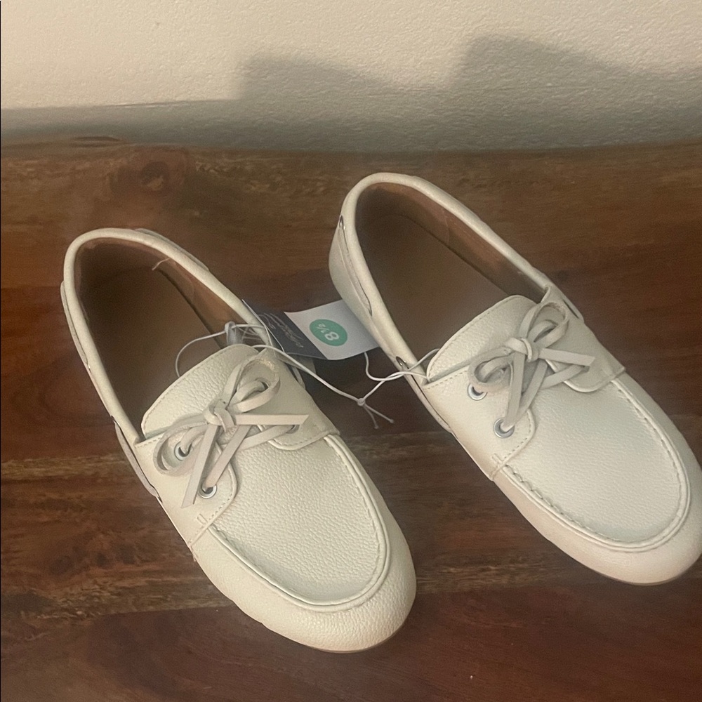 Women’s Boat Shoes by Universal Thread - Picture 4 of 7